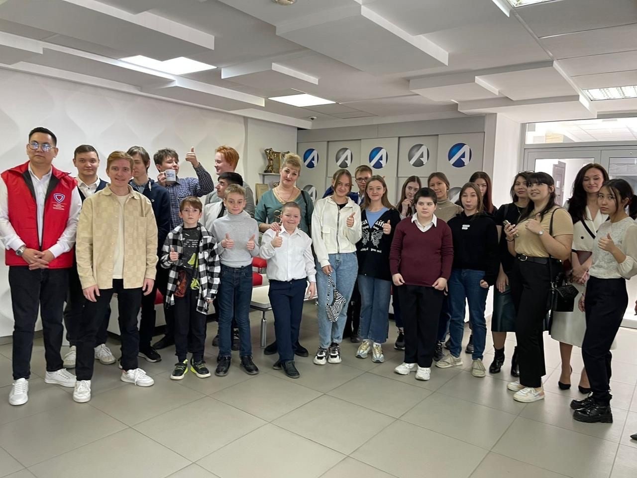 Астраханские добровольцы организовали профориентационную экскурсию